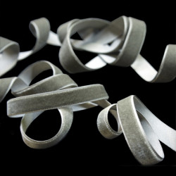 Тесьма декоративная ribbon-936-2 Velvet Ribbon от Dana Panorama
